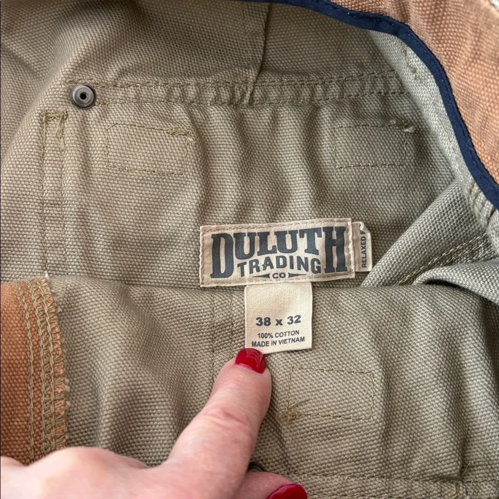 Duluth Trading Co Men's Khaki Cargo Pants - Picture 2 of 5